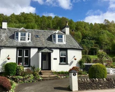 Twostones Bed & Breakfast Arrochar Exterior photo