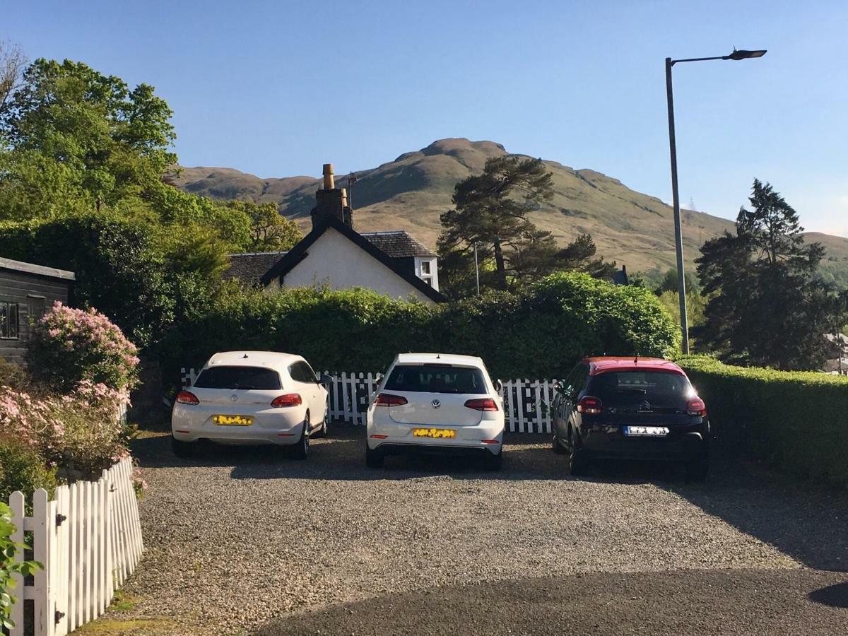 Twostones Bed & Breakfast Arrochar Exterior photo