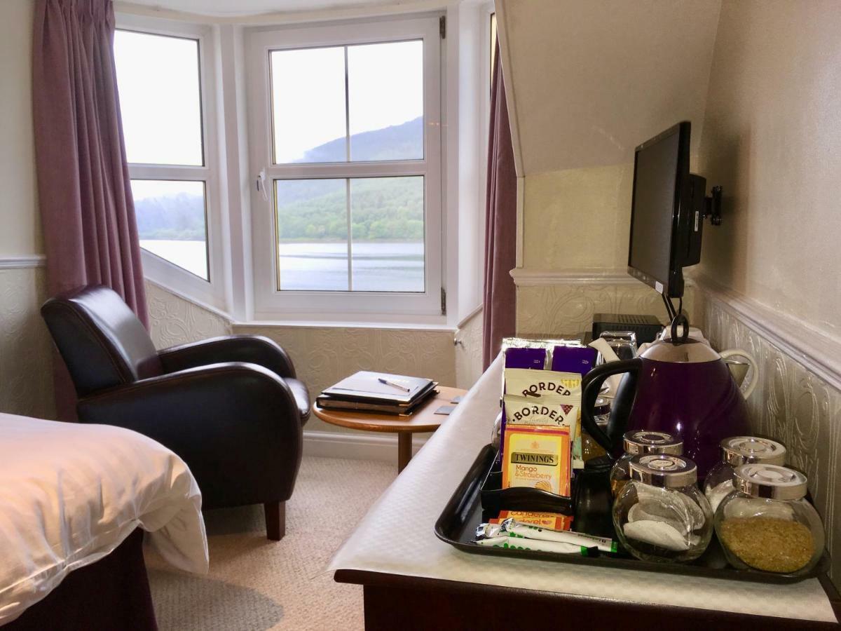 Twostones Bed & Breakfast Arrochar Exterior photo